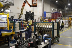 Ontario should rejig supports for small auto businesses in wake of tariffs, CFIB says