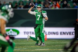 Riders’ QB Trevor Harris might be playing best football in his CFL career at 39 years old
