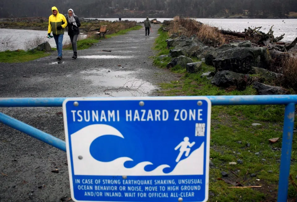 BREAKING: B.C. tsunami watch upgraded to advisory after massive quake off Russia