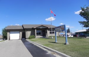 Macklin RCMP seize illicit drugs during traffic stop