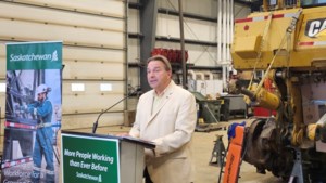 Cheveldayoff credits mining, construction sectors in job growth