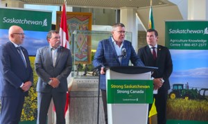 Moe to lead trade mission to China to discuss canola tariffs