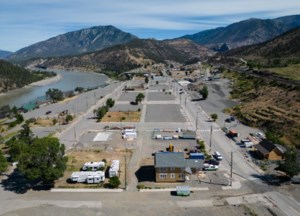 Lytton, B.C., records hottest temperature across Canada this year as province bakes