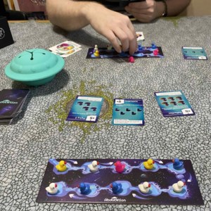 The Meeple Guild: Aliens abducting ducks is great fun