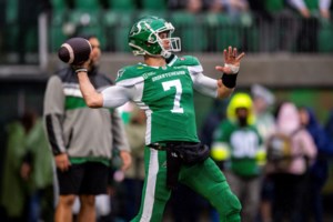 ‘We control our own destiny’: Riders’ QB Trevor Harris knows loss to Montreal not end of the world for Saskatchewan