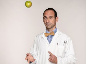 Professor Wow! brings science to life in Prince Albert schools