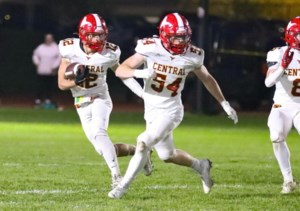 Balgonie Greenall Griffins defeat Moose Jaw Peacock to move into second place in South Rural Football League