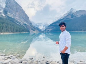Canadian refugee applicant in ICE custody says he crossed border accidentally