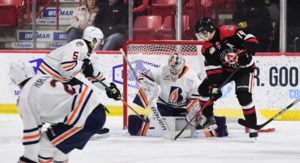 Moose Jaw Warriors give up six in third period to drop decision to Kamloops