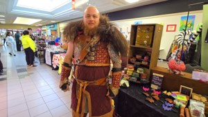 VIDEO: Regina comes alive with spooky fun at weekend convention