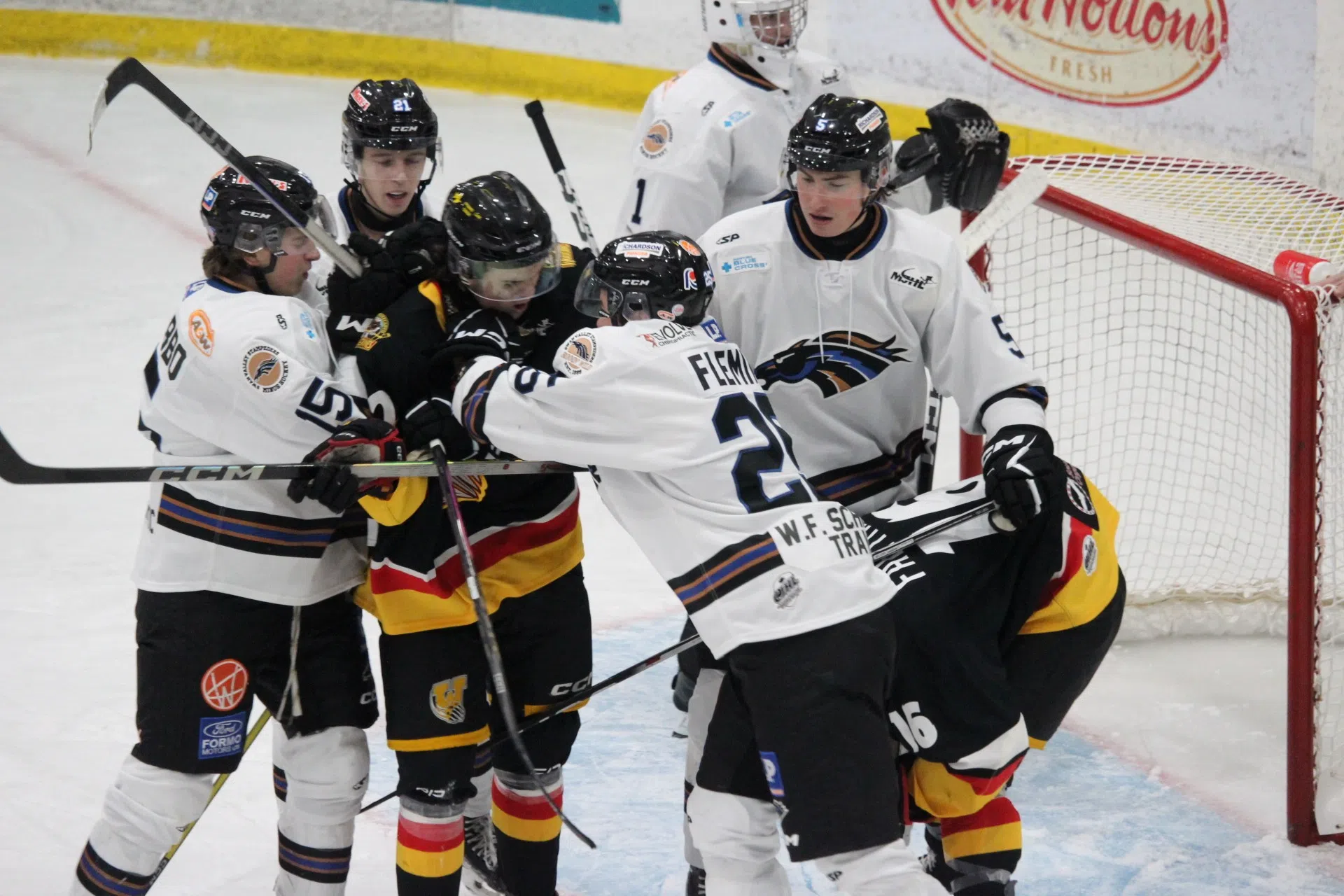 Waywayseecappo Wolverines roll past Stampeders to snap Swan Valley’s win streak