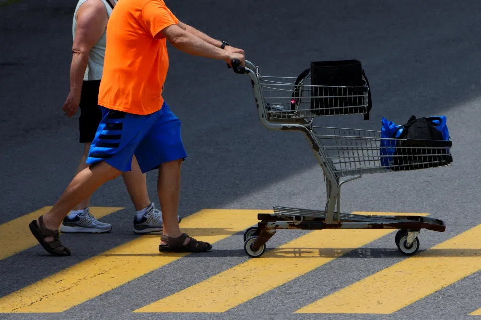 Canada’s economy shrank 0.3% in August, weak growth expected in Q3: StatsCan