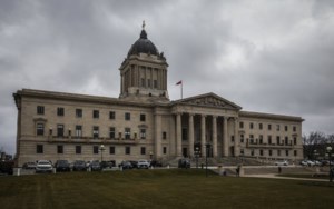 Manitoba committee recommends tax credits and advertising to support local journalism