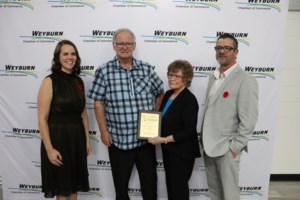 DKF Red and Black Angus honoured with Golden Sheaf award