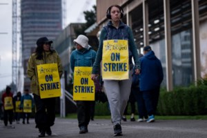 BCGEU members vote 89 per cent in favour of deal to officially end strike