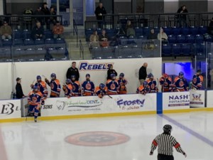 Another dual game split weekend for Jr. Rebels