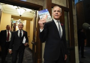 CP NewsAlert: Budget clears Commons by 2 votes, preventing winter election