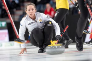 Rachel Homan takes narrow win over Christina Black to open Canadian Olympic Curling Trials women’s final