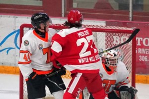 Yorkton Terriers’ three game win streak ends in OT loss in Weyburn