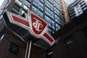 TTC maintenance, asbestos cleanup delaying parts of Rogers' 5G subway network build