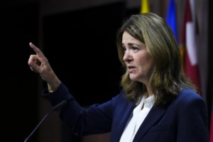 Alberta’s Smith says courts should not be gatekeepers on constitutional questions