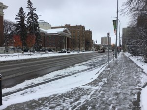 Regina drivers face slippery conditions, CAA reports over 100 calls for assistance