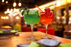 Staying sober during the holidays: 8 expert tips for people in recovery and non-drinkers