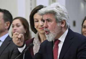 Five things to know about the crisis that could unseat the Quebec Liberal leader