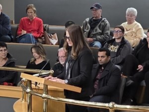 Non-profit's clients disrupting Moose Jaw dental business, manager says