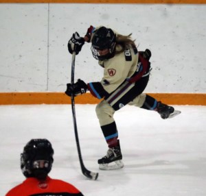 Exciting AA female hockey produces nailbiter in Canora