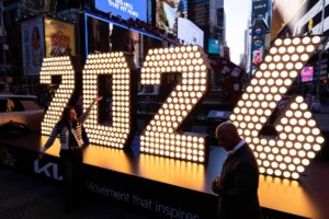 About one-third of Canadians optimistic about the new year: survey