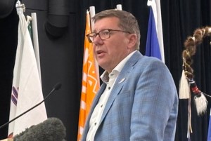 Wishes for a bright, hopeful new year: Moe