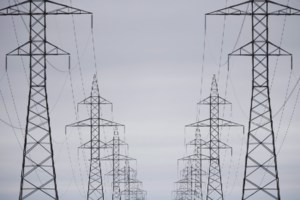 Crews working to fix power outage affecting thousands on Manitoba First Nation