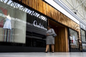 Aritzia sees record-breaking Black Friday, Q3 net income hits $138.9 million
