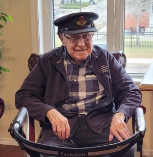 Mortlach Museum surprises 103-year-old WWII vet with birthday visit