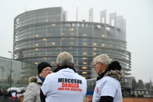 EU lawmakers vote to hold up Mercosur trade agreement over legal concerns
