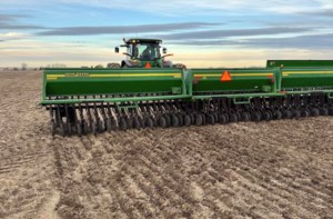 From winter soil to bountiful crops: Alberta’s ultra-early seeding experiment