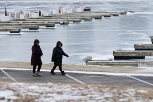 You’re at risk of frostbite in this bitterly cold weather. Here’s what to know