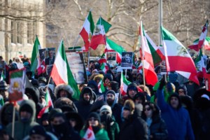 Thousands rally in Toronto to support Iran uprising, call for regime change