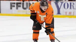 Yorkton Terriers extend win streak to five with last second win over Estevan