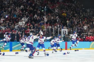 Overtime hockey heartbreak closes Milan Cortina Olympics for Canada