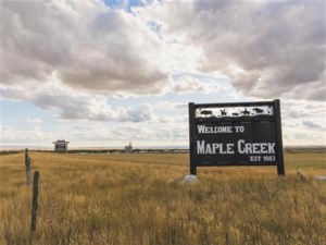 Maple Creek embraces its banana belt of Saskatchewan reputation