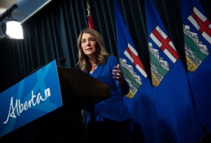 Alberta legislature set to resume ahead of new budget