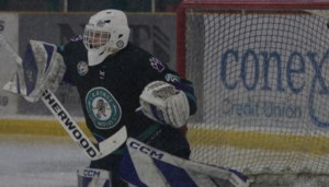 La Ronge Ice Wolves snap ten game SJHL skid, edge Melville in shootout