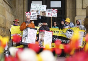 Mother urges Canada to swiftly repatriate her son after reported transfer to Iraq