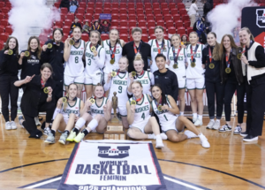 WATCH: University of Saskatchewan Huskies bring Bronze Baby back to Saskatoon with U Sports national title victory