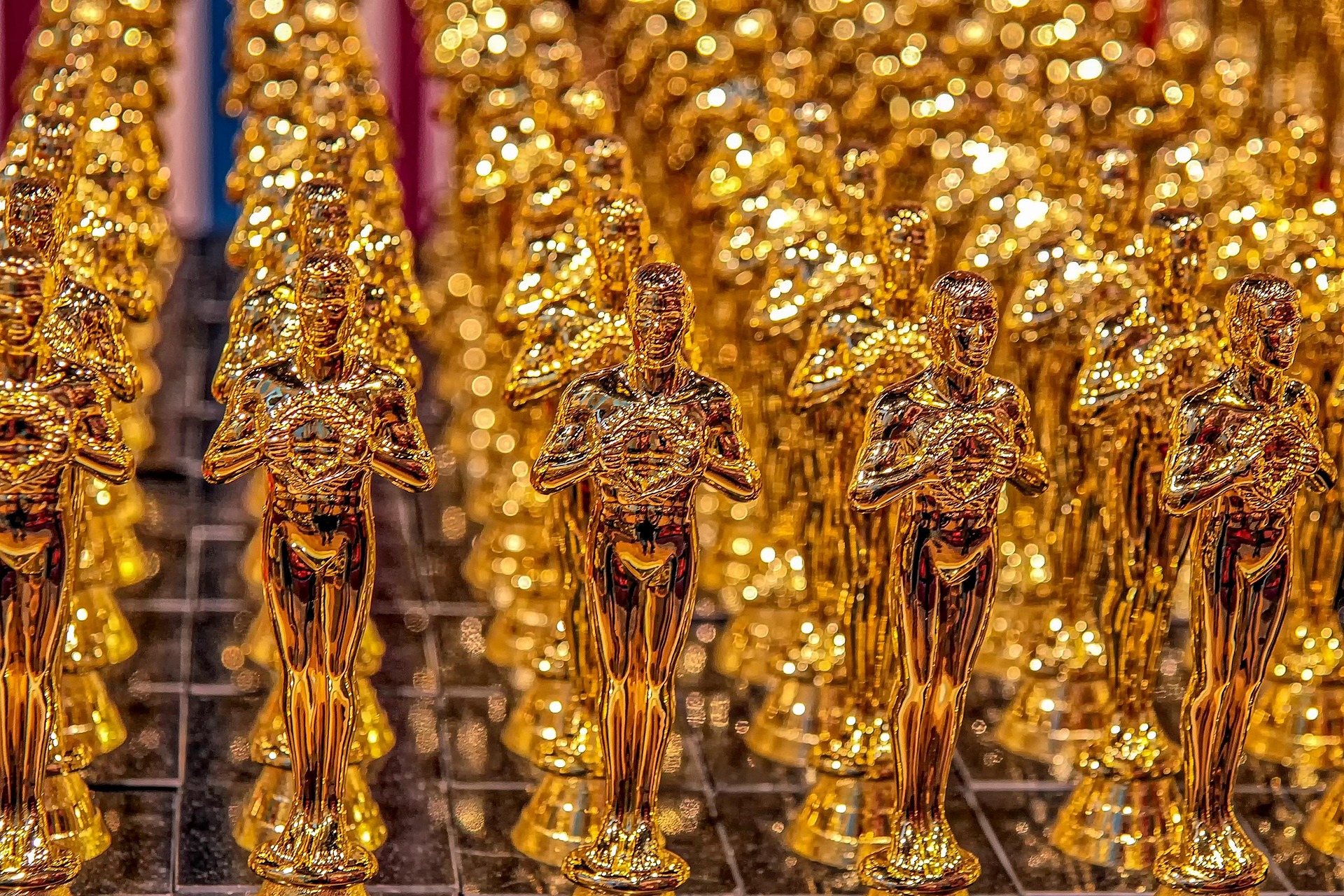 Oscar Night Traditions: Cheering and Celebrating Movie Magic
