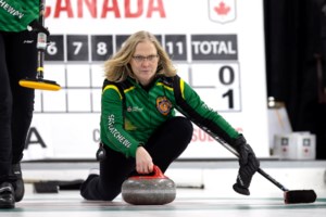 Bruce Korte claims playoff spot at CurlSask senior men’s provincials; Amber Holland, Joan McCusker into semis in women’s event