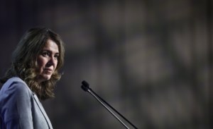 Danielle Smith says diverse opinions welcome after MLA supports separatist petition