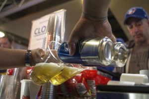 Ottawa extending 2% alcohol tax hike cap for another 2 years